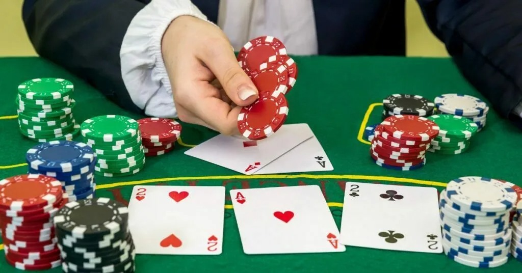 Cách áp dụng chiến lược C-Bet hiệu quả nhất trong Poker, theo các chuyên gia