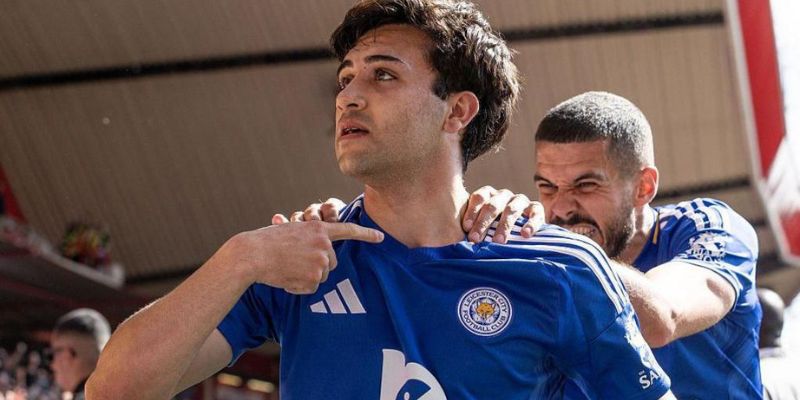 Phong cách thi đấu kỹ thuật của Facundo Buonanotte